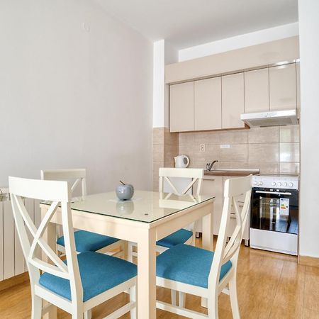 Garni Hotel Milica Херцег-Нови Экстерьер фото