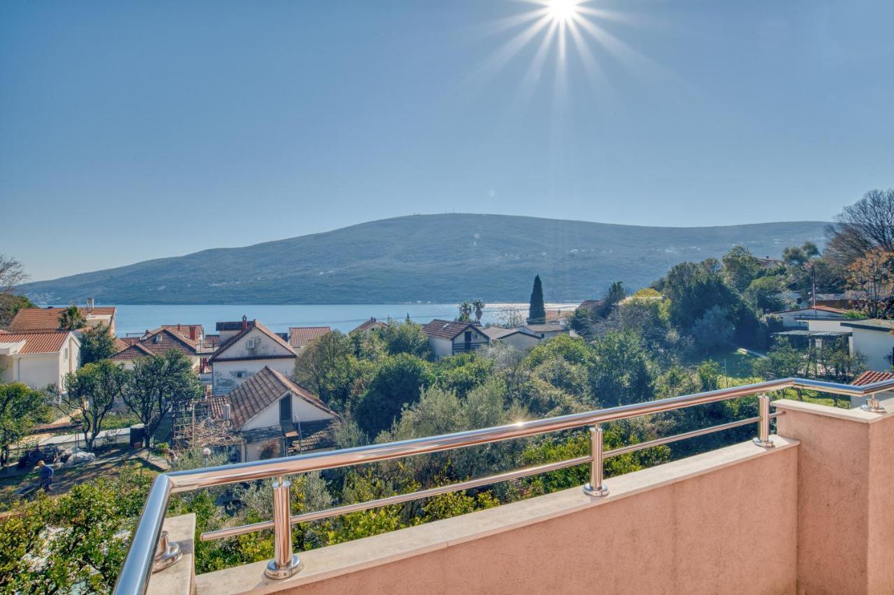 Garni Hotel Milica Херцег-Нови Экстерьер фото
